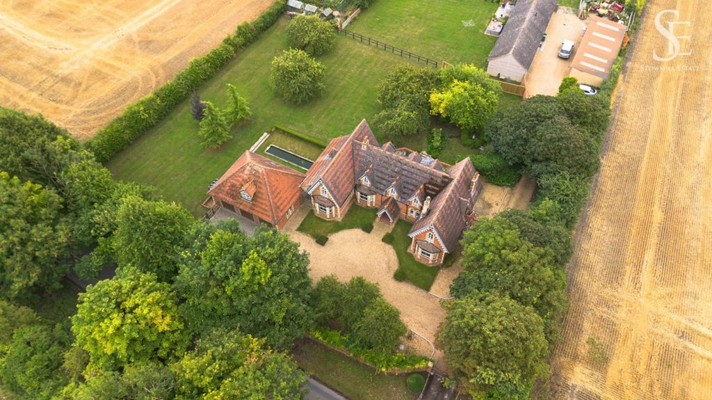 Property photo 2 of 29