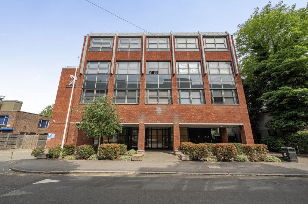 Property photo 3 of 13 1454127-1-6A1d601...