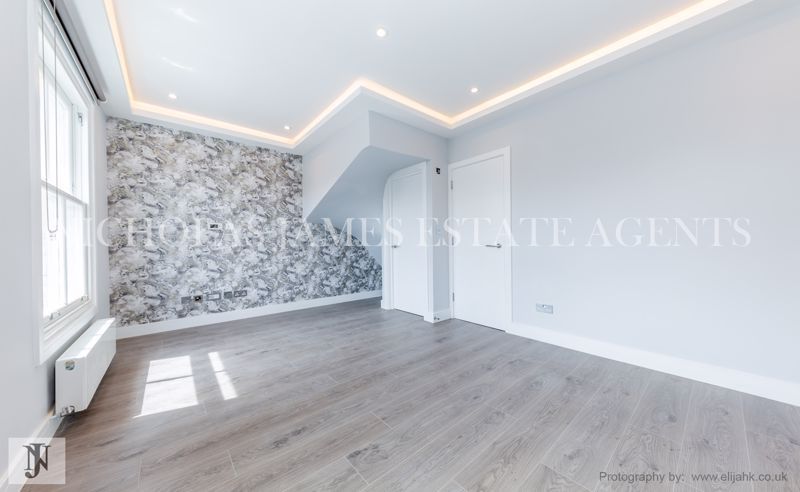 Property photo 3 of 10 Photo 18