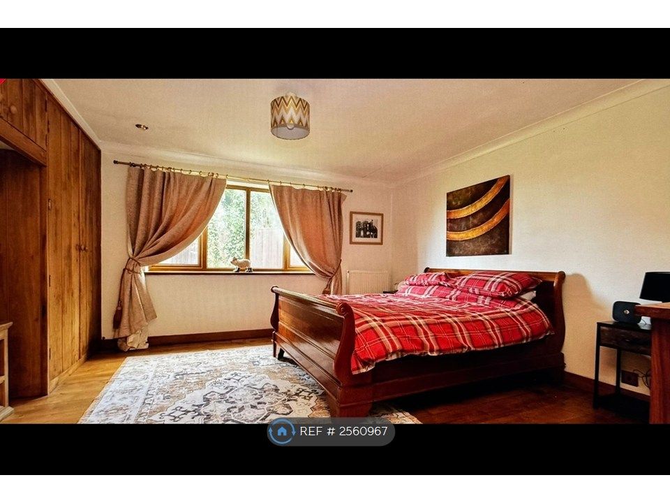 Property photo 2 of 2 Large Double With On-Suit