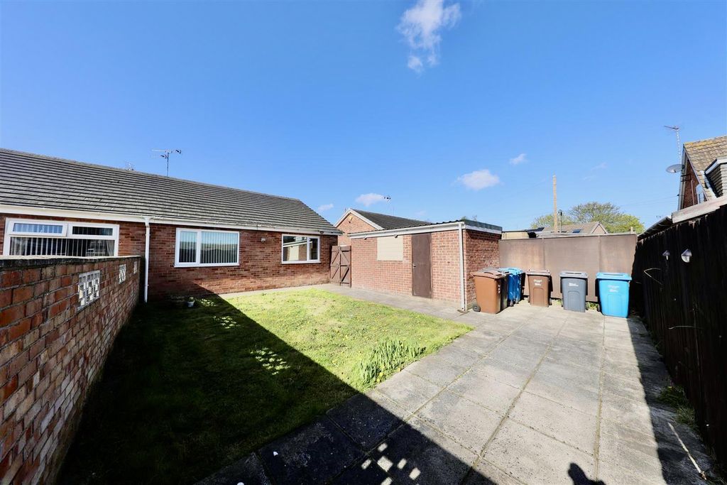 Property photo 3 of 15 Outside