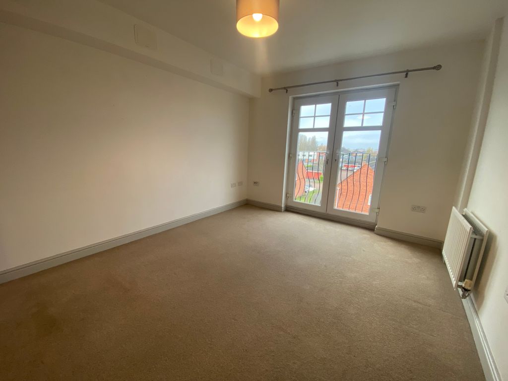 Property photo 3 of 8 Living Room