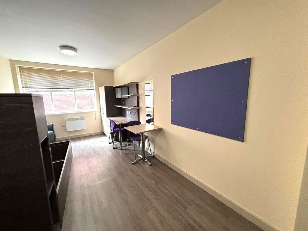 Property photo 2 of 5 42Halleyhousewhatsapp Image 2025-09-10 At 16.30.57_3Ced640d.Jpg