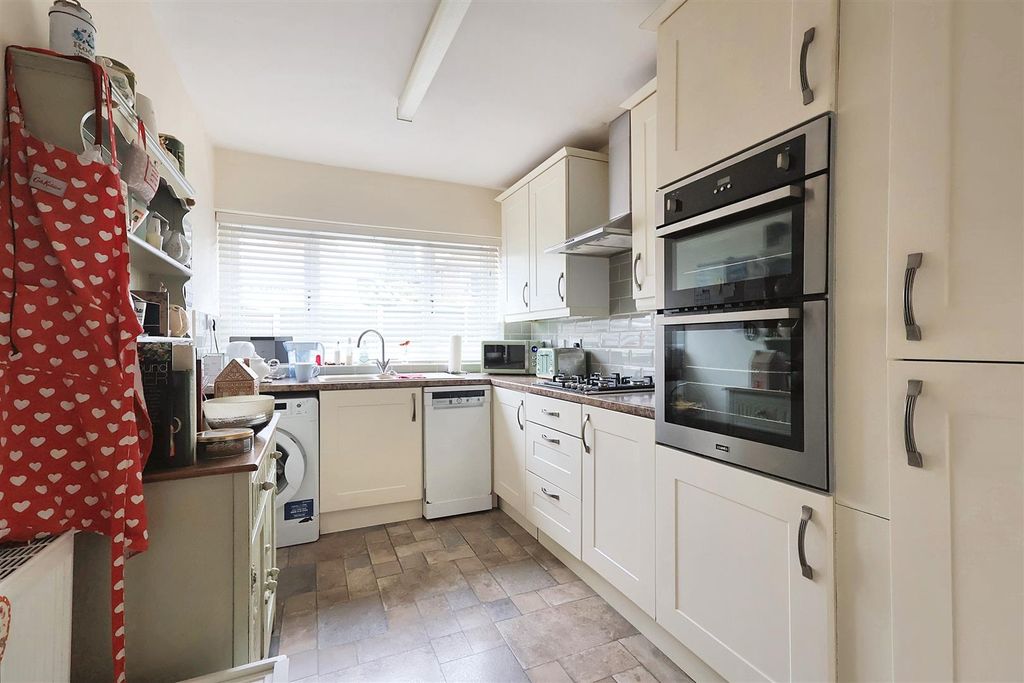 Property photo 2 of 18 Img_2039.Jpg