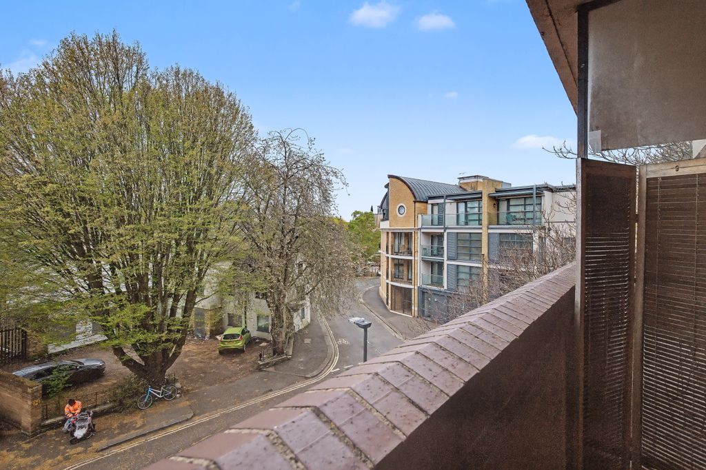 Additional image 10 of 1 bed flat for saleAlbion Place, Oxford OX1