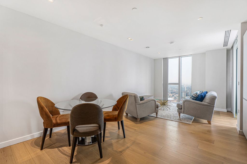 Property photo 1 of 29 Reception/Kitchen