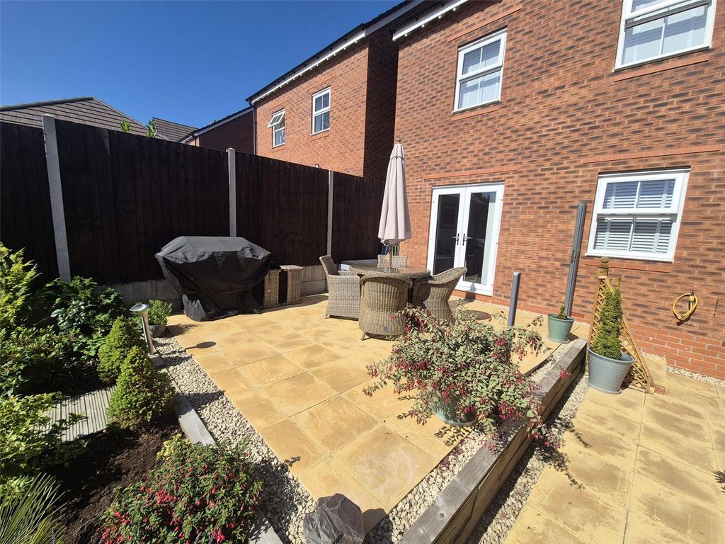 Property photo 2 of 24 Picture No. 53