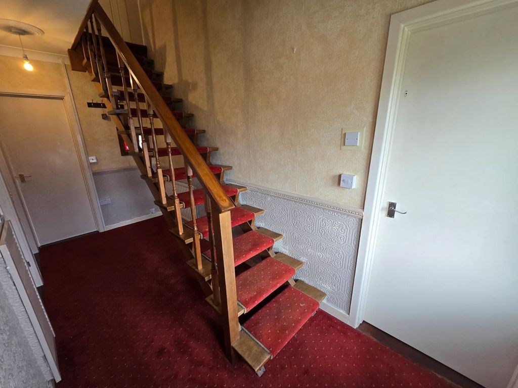 Additional image 7 of 3 bed semi-detached house to rentElim Way, Pontllanfraith, Blackwood NP12