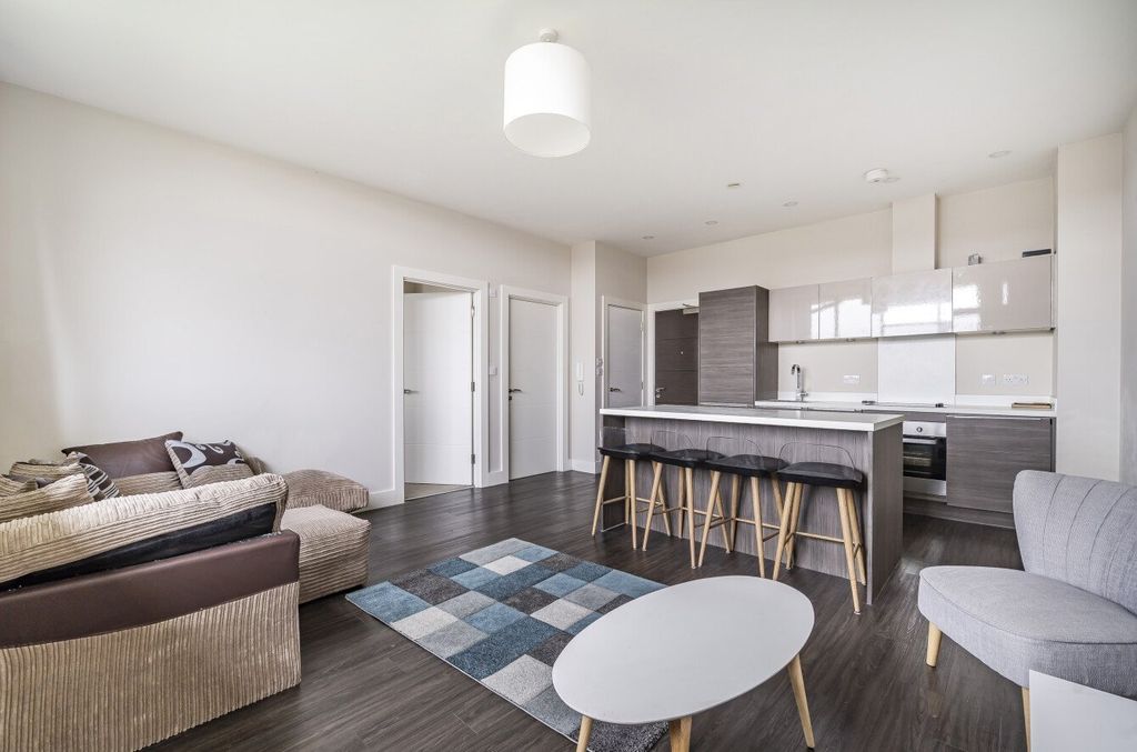 Property photo 3 of 11 Picture No. 19