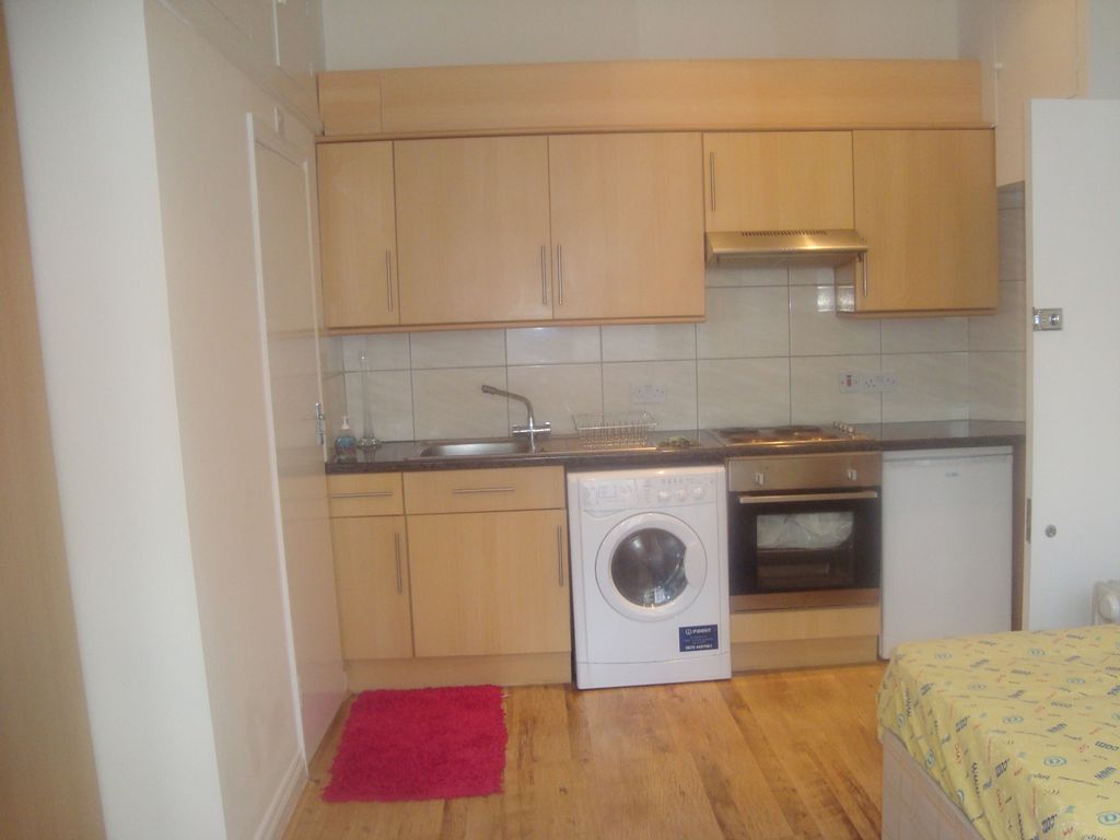 Property photo 3 of 4