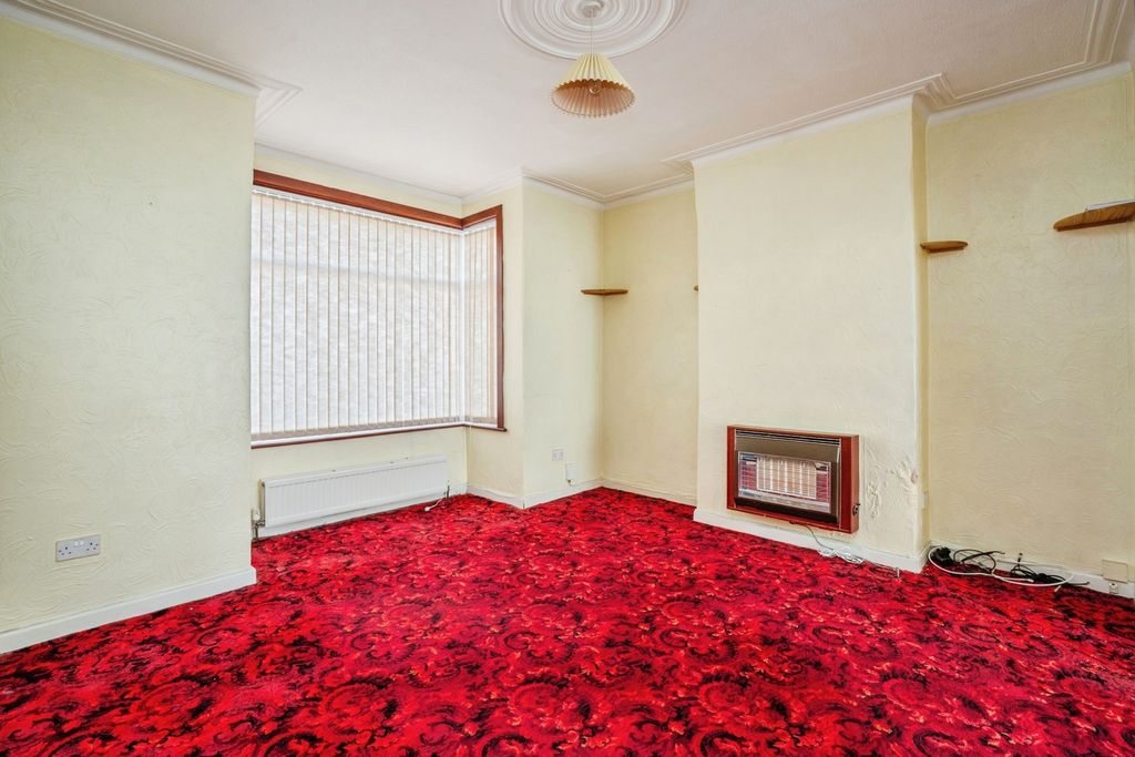 Property photo 2 of 21 Pbox-Img.Jpg
