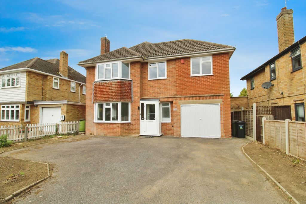 Property photo 1 of 11 Front