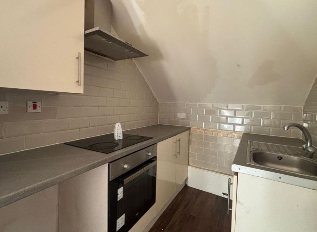 Property photo 1 of 3