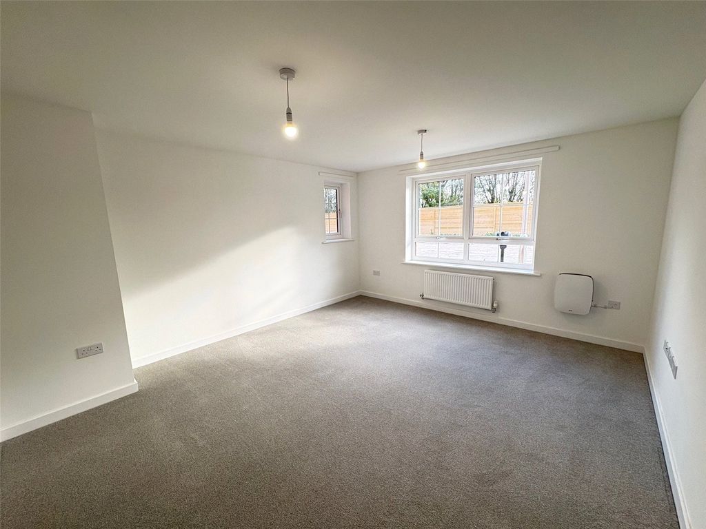 Property photo 3 of 7 Picture No. 07