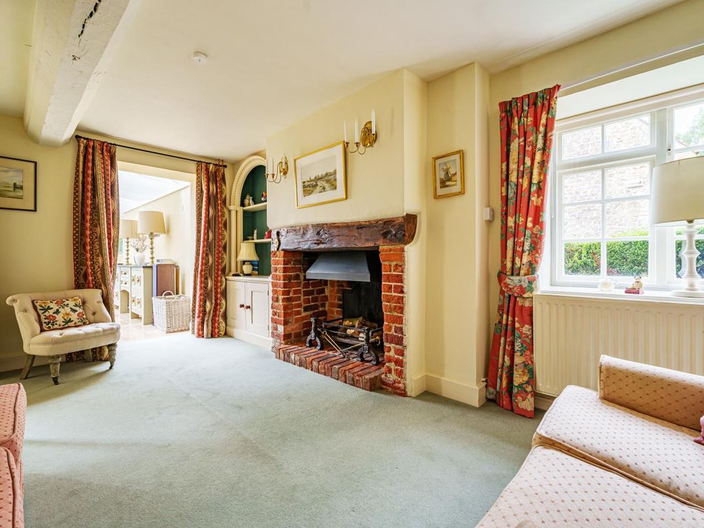 Property photo 3 of 23 996013 (3).Jpg