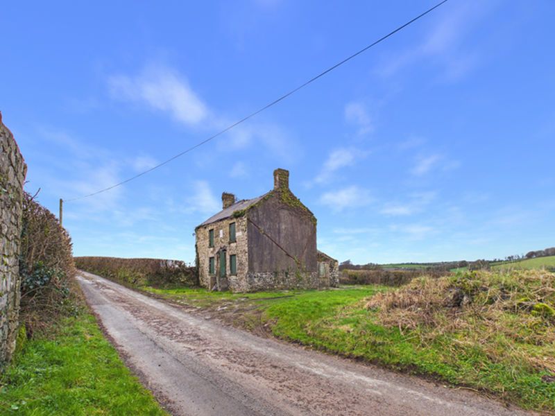 Property photo 1 of 19 Photo 13