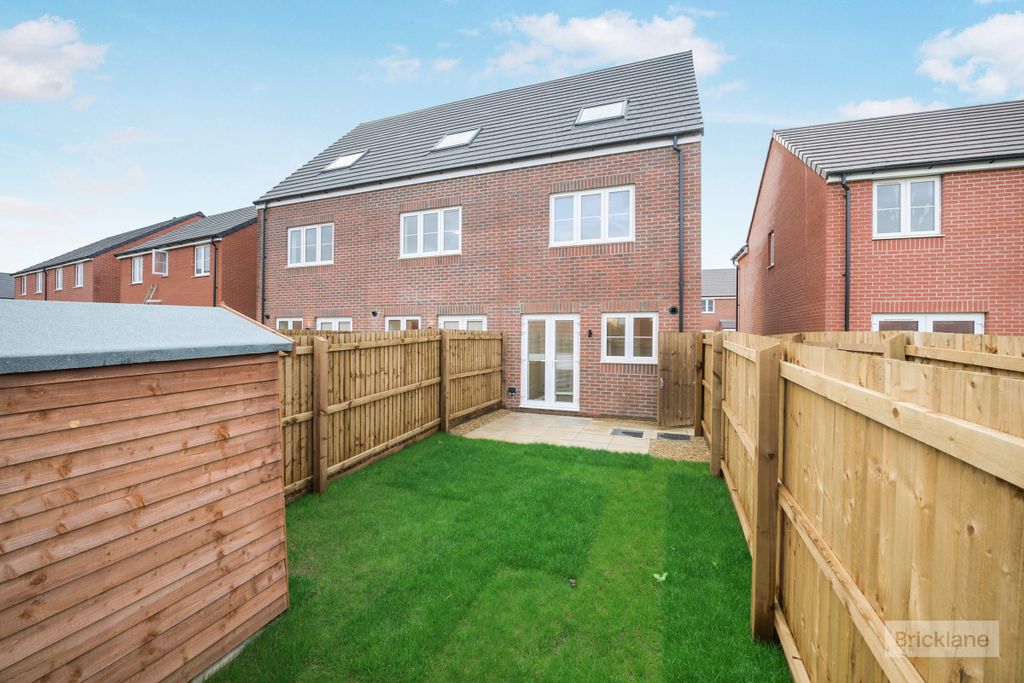 Property photo 3 of 14 Image