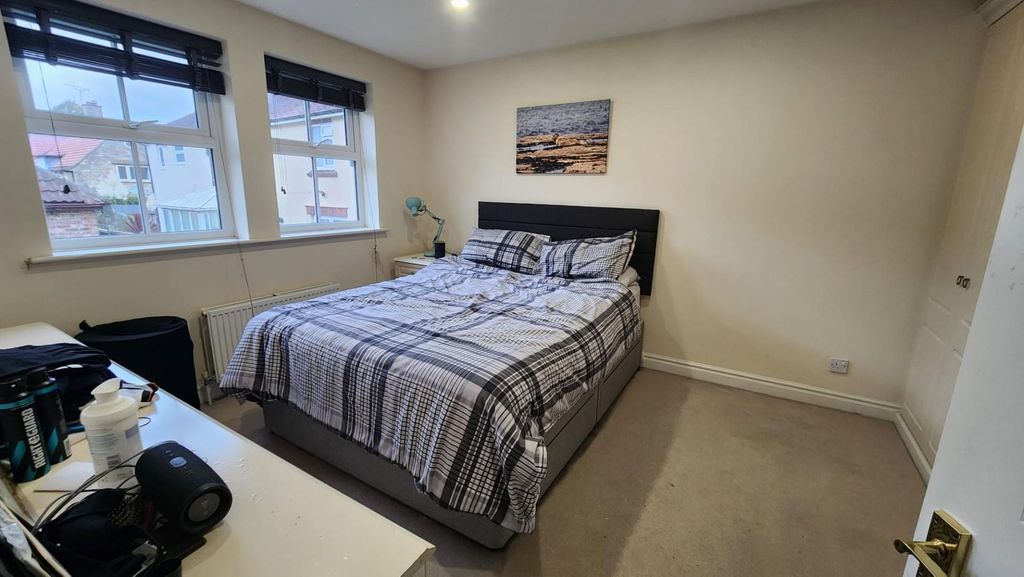 Property photo 3 of 7 41 Burns Way.Jpg