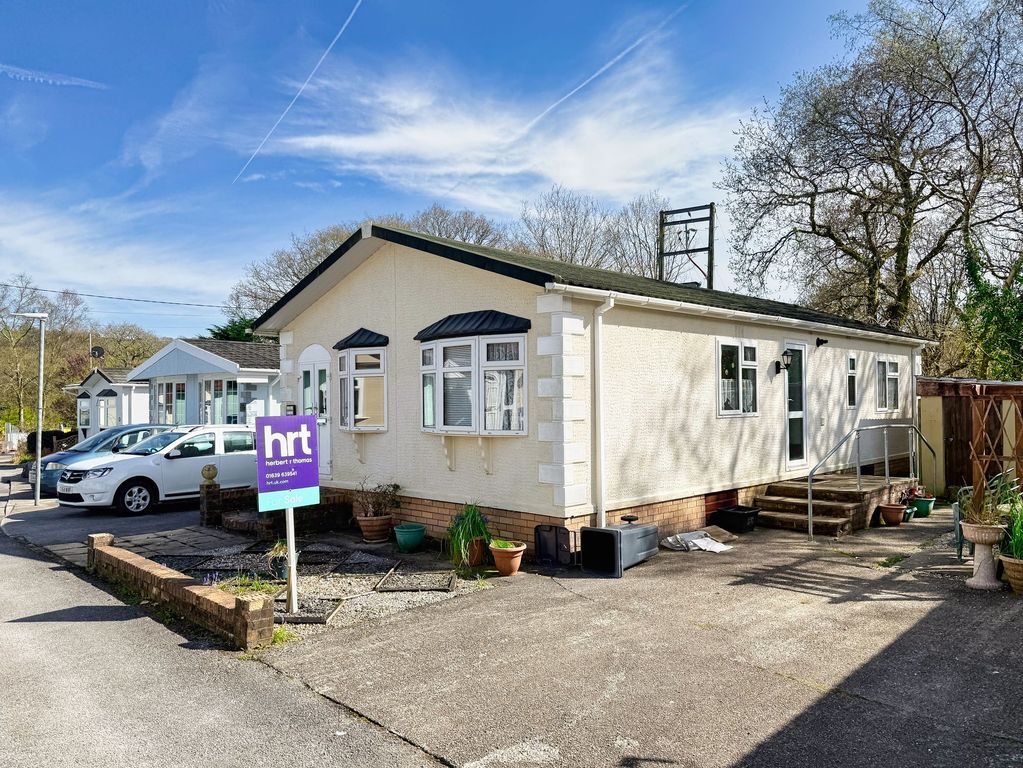 Property photo 1 of 30
