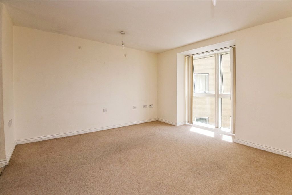 Property photo 2 of 15 Photography