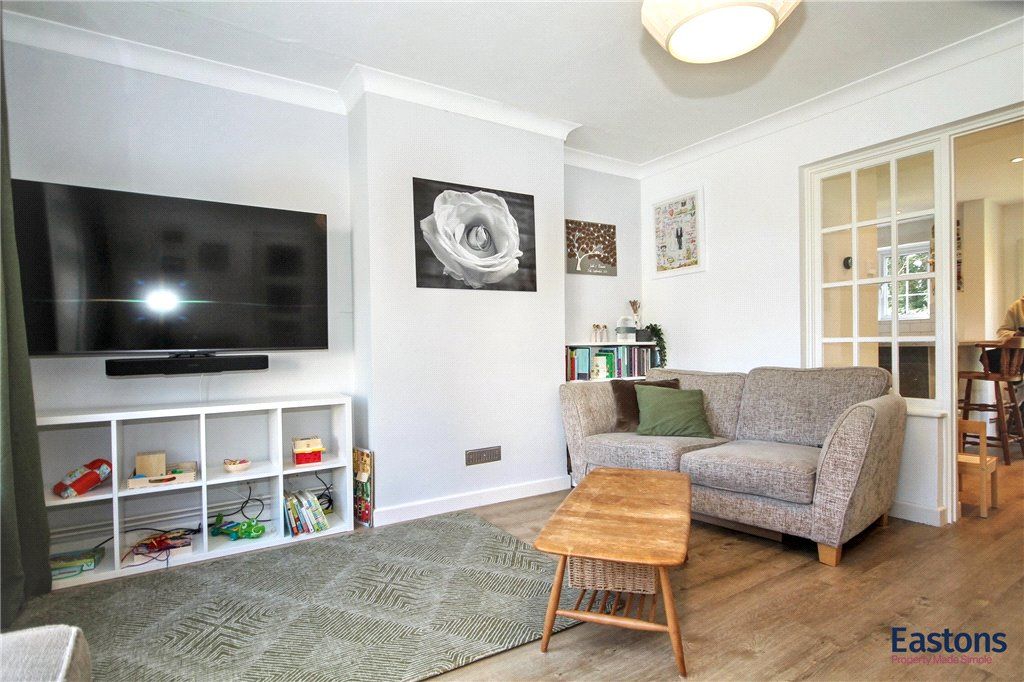 Property photo 2 of 28 Picture No. 17