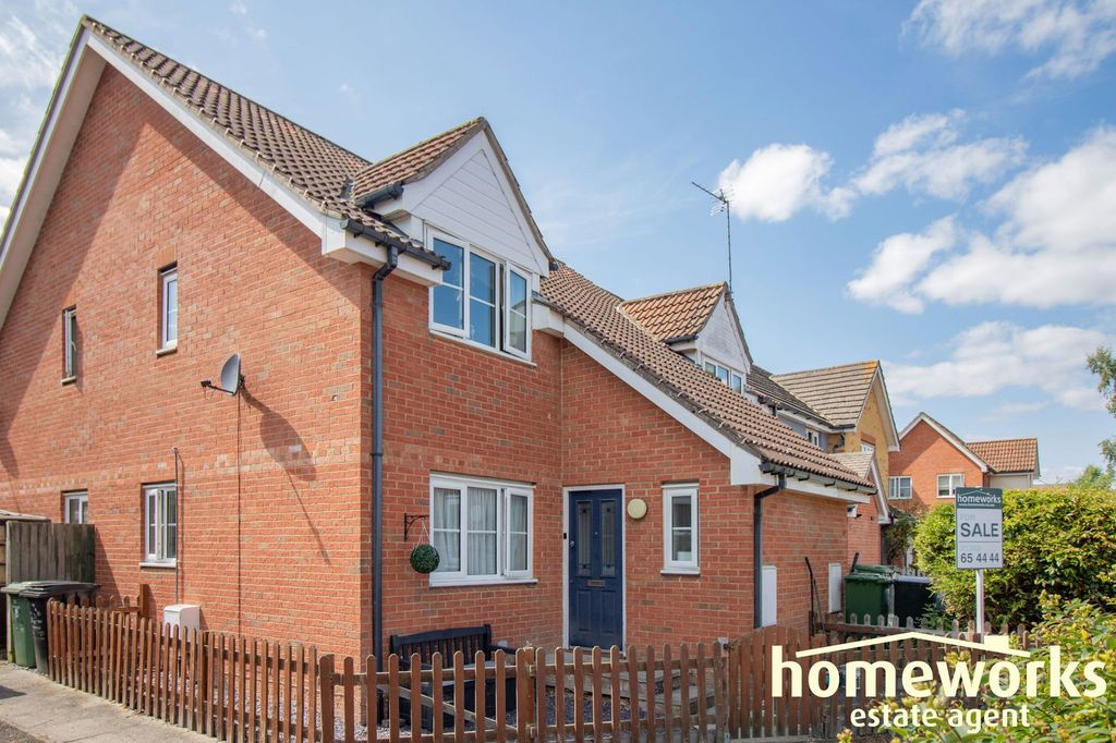 Property photo 1 of 8