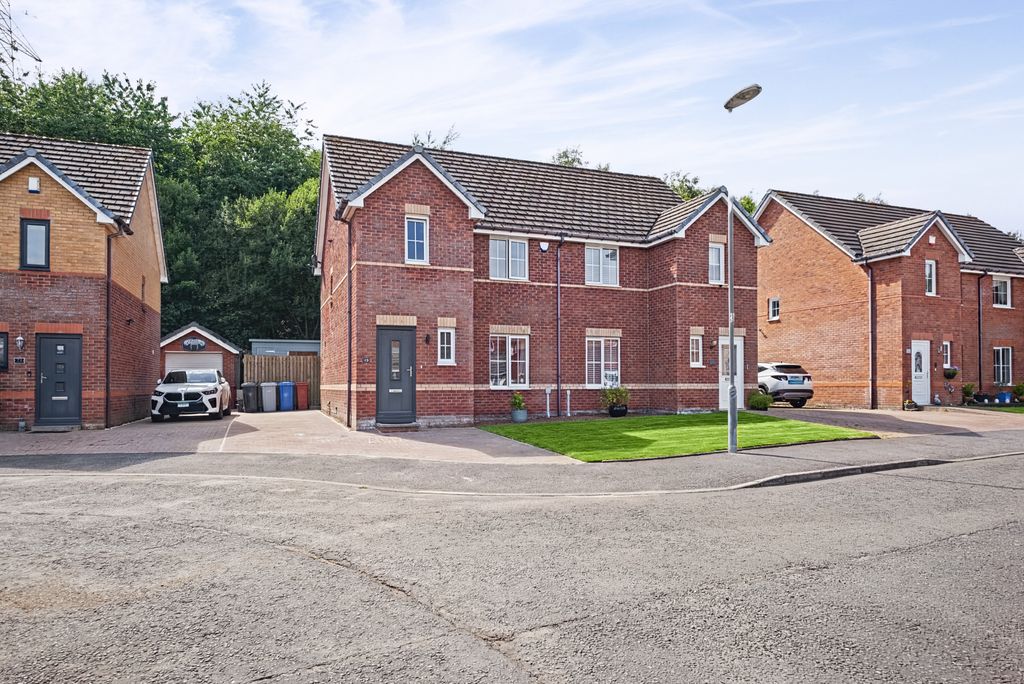 Property photo 1 of 34