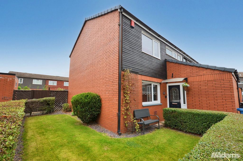 Property photo 2 of 19