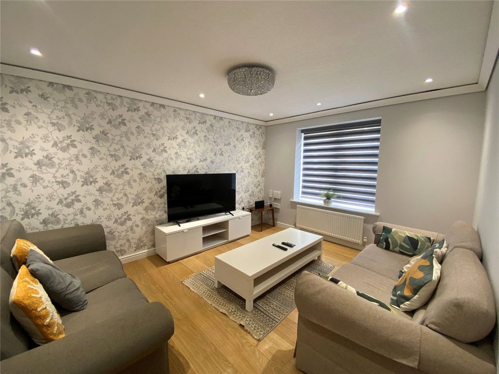 Property photo 3 of 14 Picture No. 15