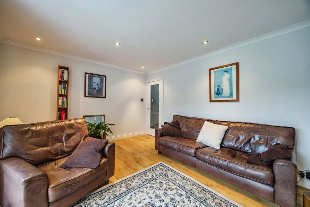 Property photo 3 of 15 Living Room