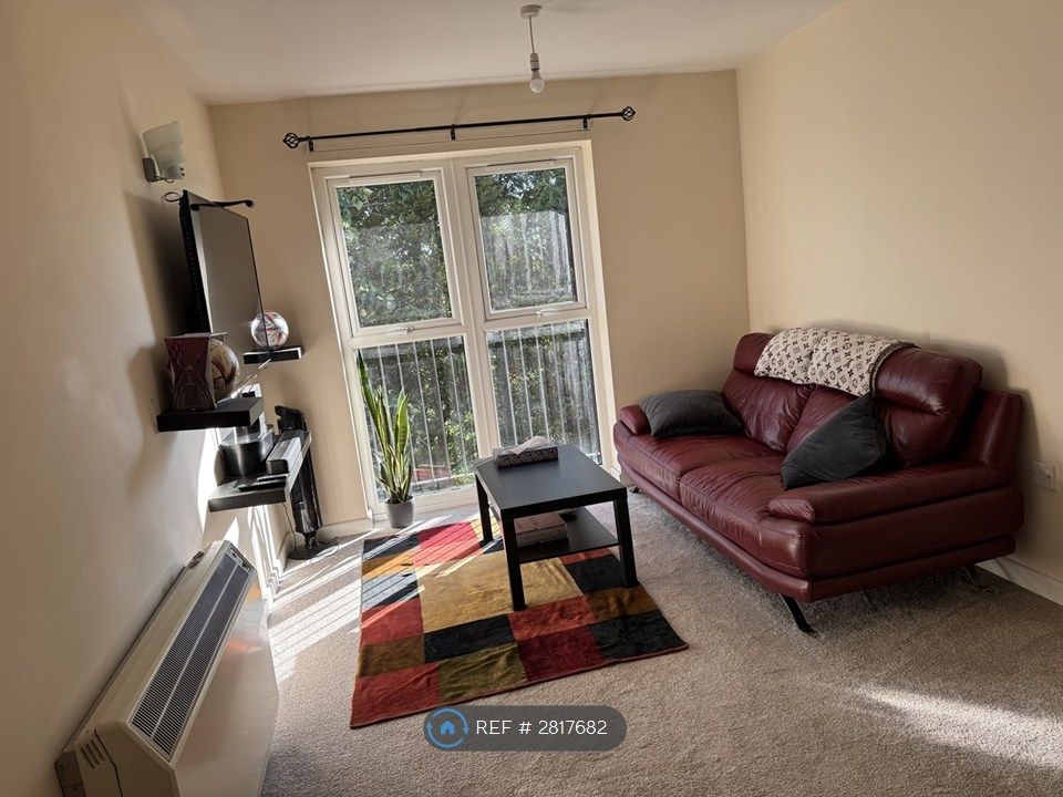 Property photo 2 of 13 Living Room