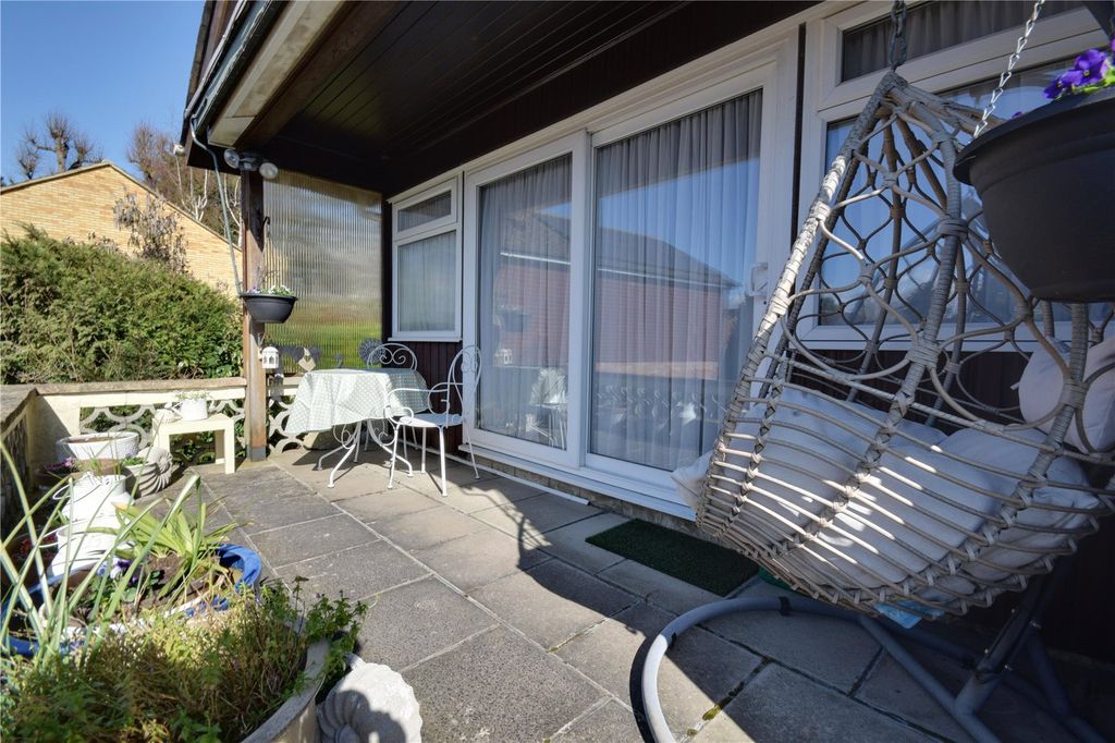 Property photo 3 of 22 Enclosed Terrace