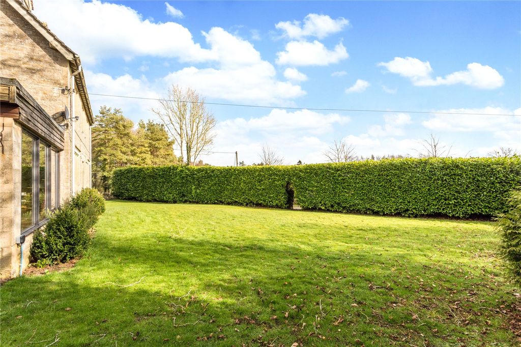 Additional image 7 of 5 bed detached house to rentDartley Farm, Duntisbourne Rouse, Cirencester, Gloucestershire GL7