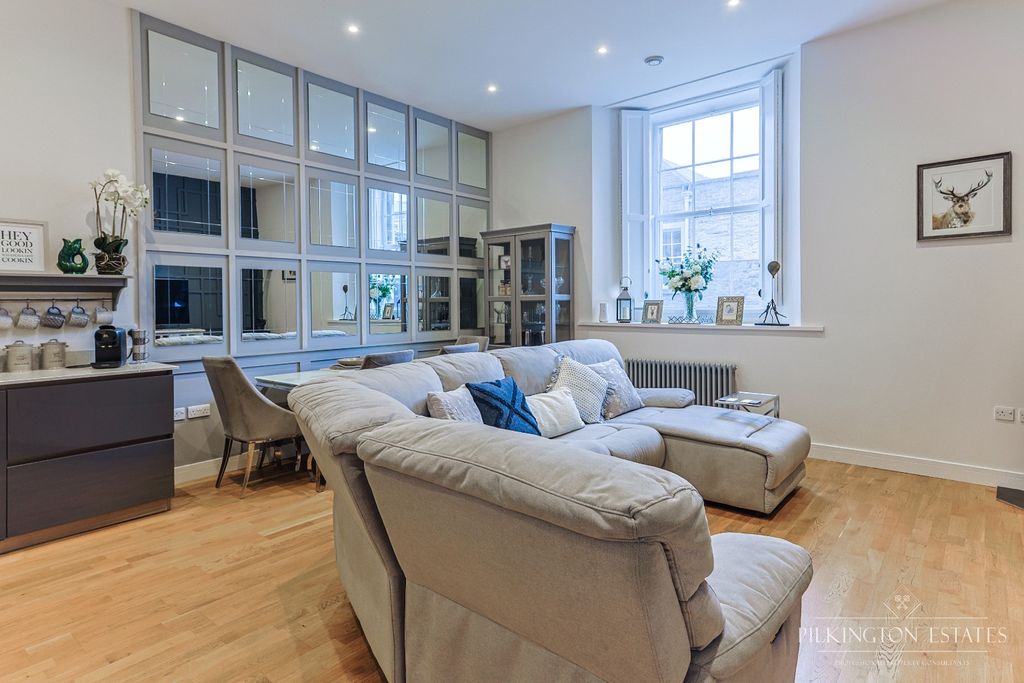 Property photo 3 of 15 5006894