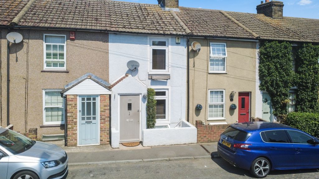 Property photo 3 of 24 4008002