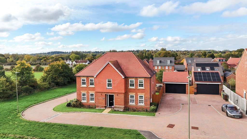 Property photo 1 of 33