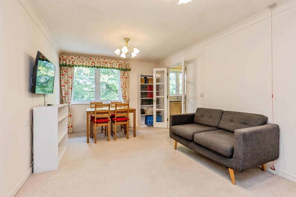 Property photo 2 of 10 General View