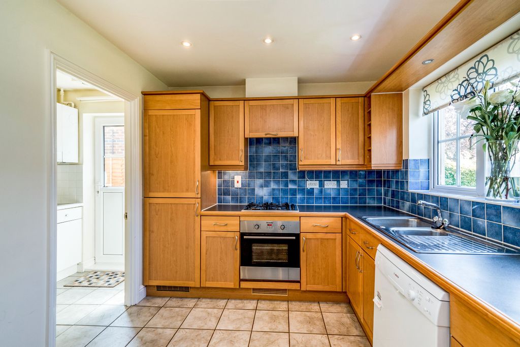 Property photo 2 of 8 E317Caa5-782E-49Ca-8