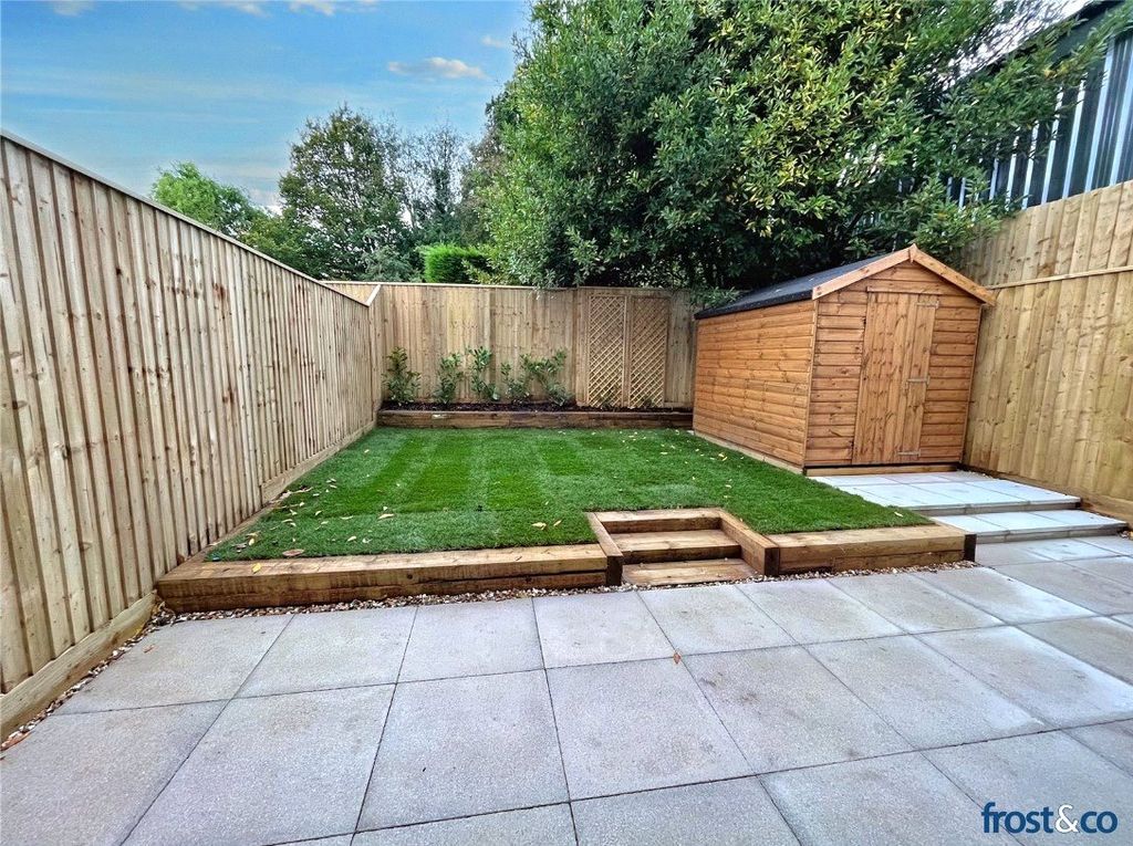 Property photo 2 of 20 Garden