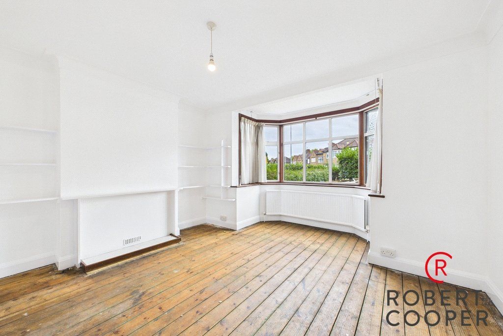 Property photo 2 of 12 Picture No. 27