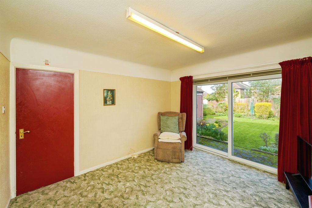 Property photo 3 of 18