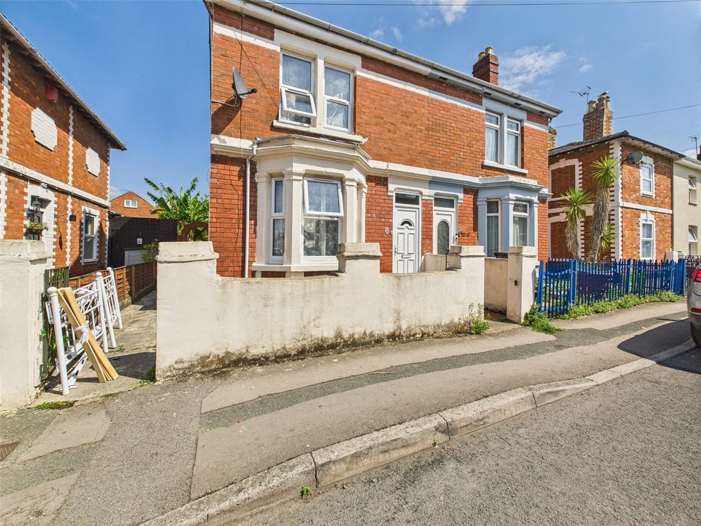 Property photo 1 of 11 Picture No. 01