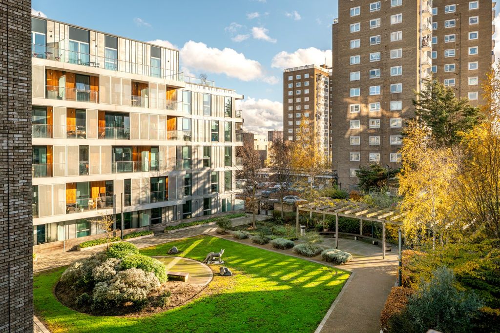 Property photo 3 of 12 Picture No. 21