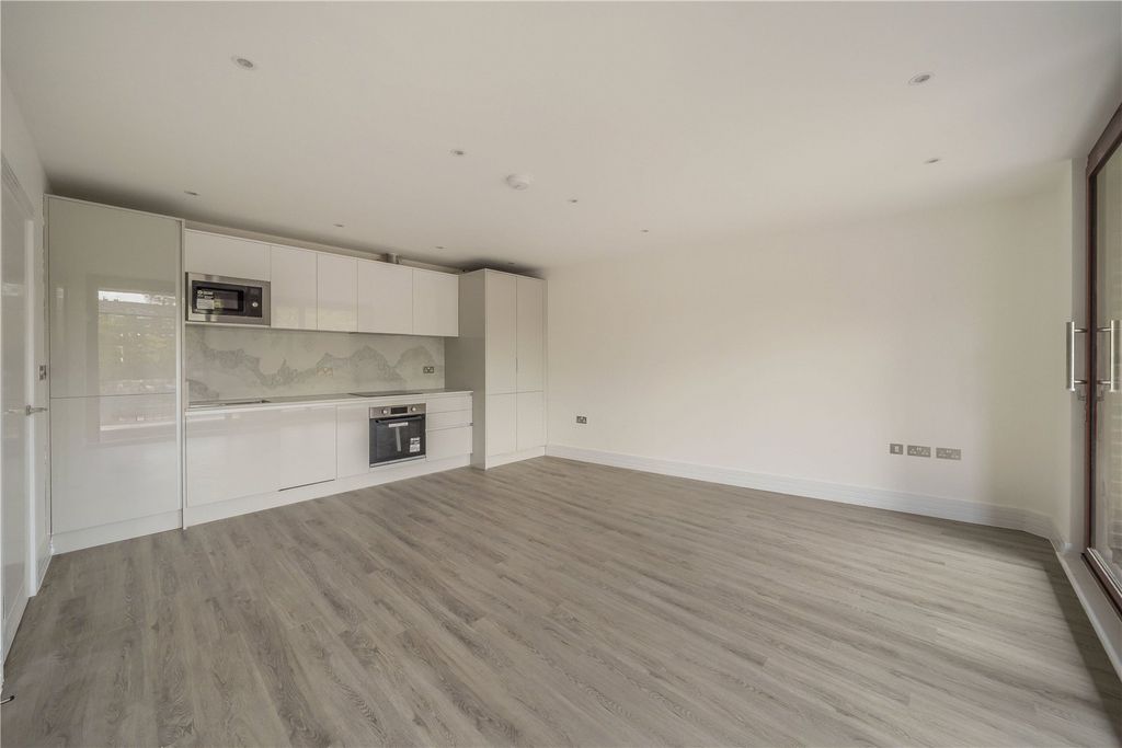 Property photo 2 of 7 Picture No. 05