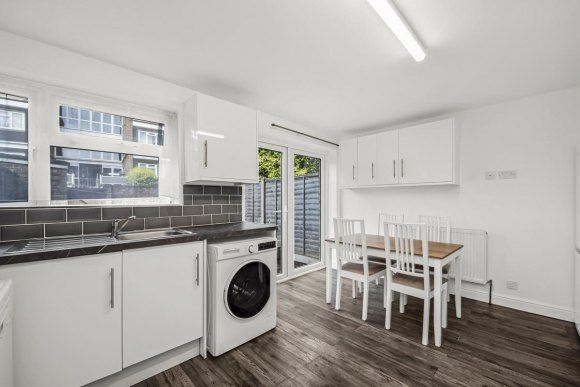 Property photo 3 of 12 Spacephoto (3).Jpg