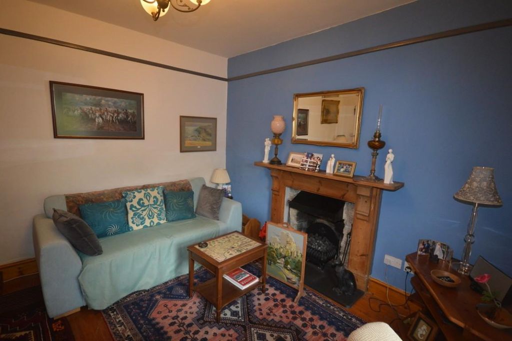 Property photo 3 of 25 Dsc_0044 (Medium).Jpg