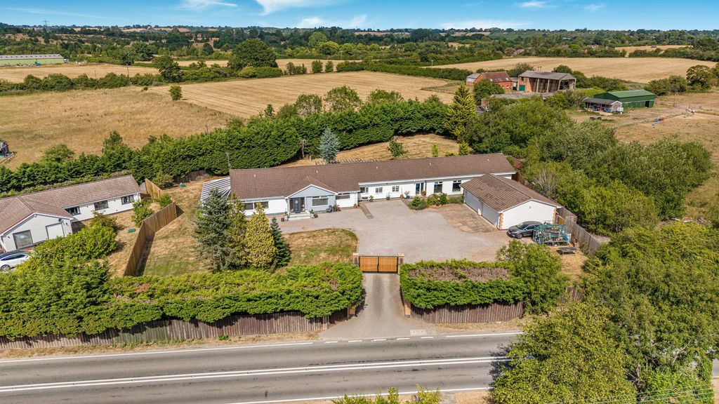 Property photo 1 of 33