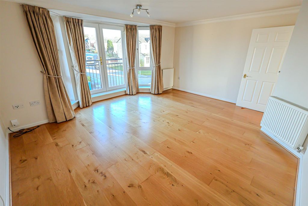 Property photo 2 of 12 Img_4427.Jpg