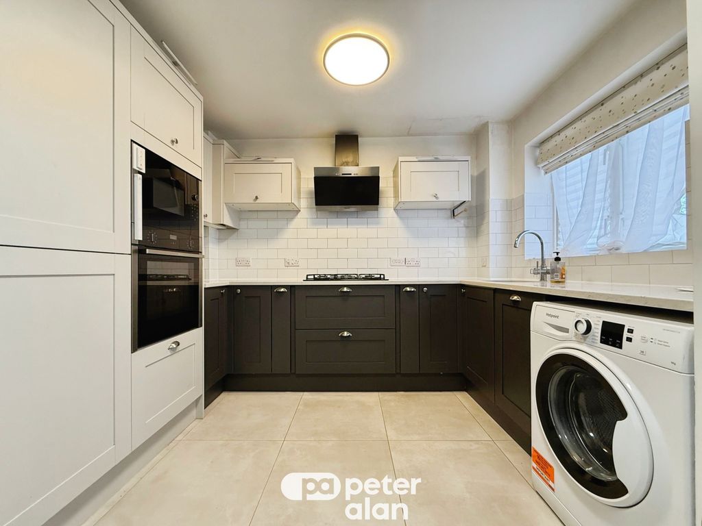 Property photo 2 of 18 Front