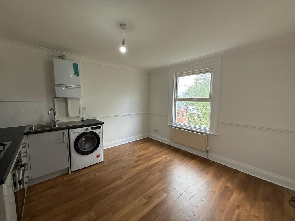 Property photo 3 of 7